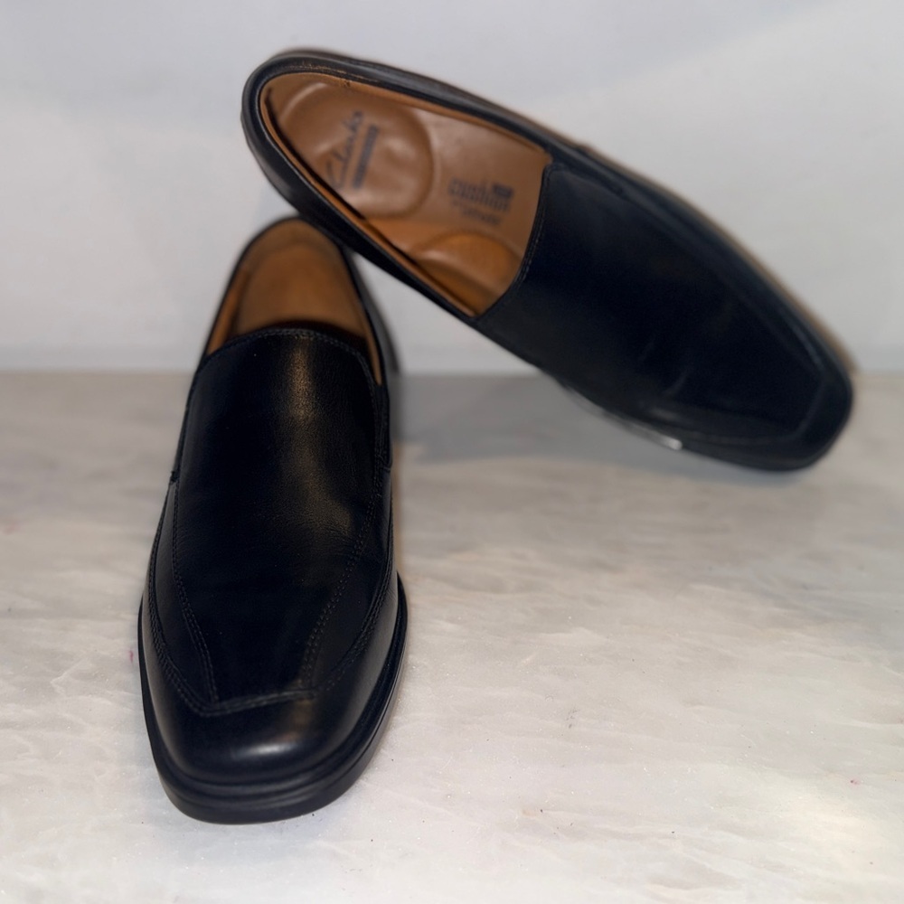 Clarks Cushion Soft Ortholite Leather Loafers | Black Slip-On Dress Shoes | 10M